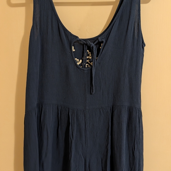 Pretty Blue Jumper With Embroidery - Picture 2 of 3